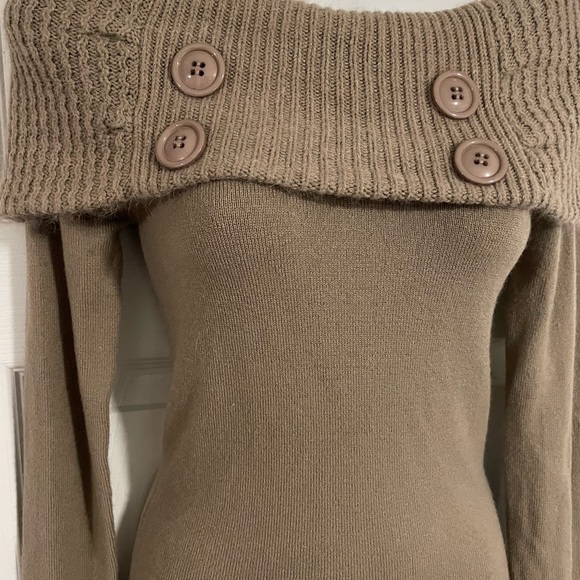 Tan coloured off shoulder sweater dress by le Chateau size XXS - Picture 3 of 5